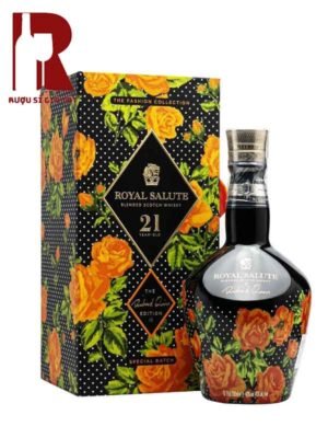 Chivas Royal Salute 21 Year Old Richard Quinn Roses Edition II