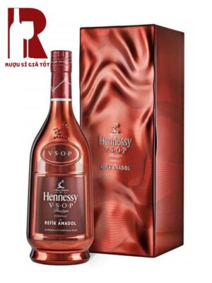 Rượu Hennessy VSOP Refik Anadol Limited