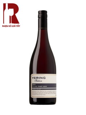 Ruou-Vang-Uc-Do-Yering-Station-Village-Pinot-Noir
