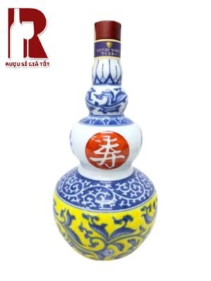 Suntory 20 Year Old Kotobuki Arita Ceramic Decanter 1996