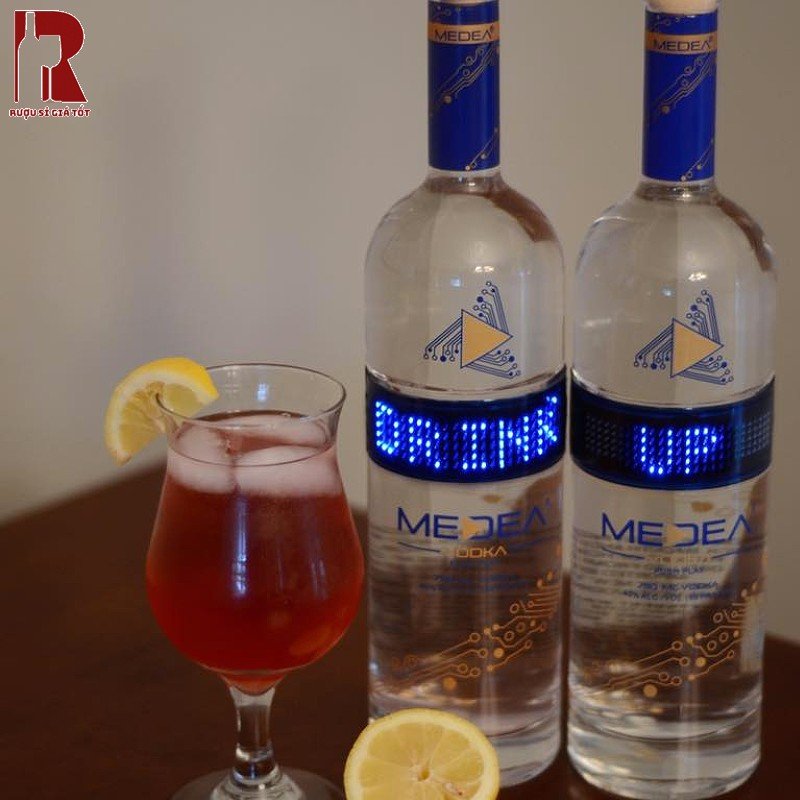 Rượu Medea Vodka đèn Led cao cấp